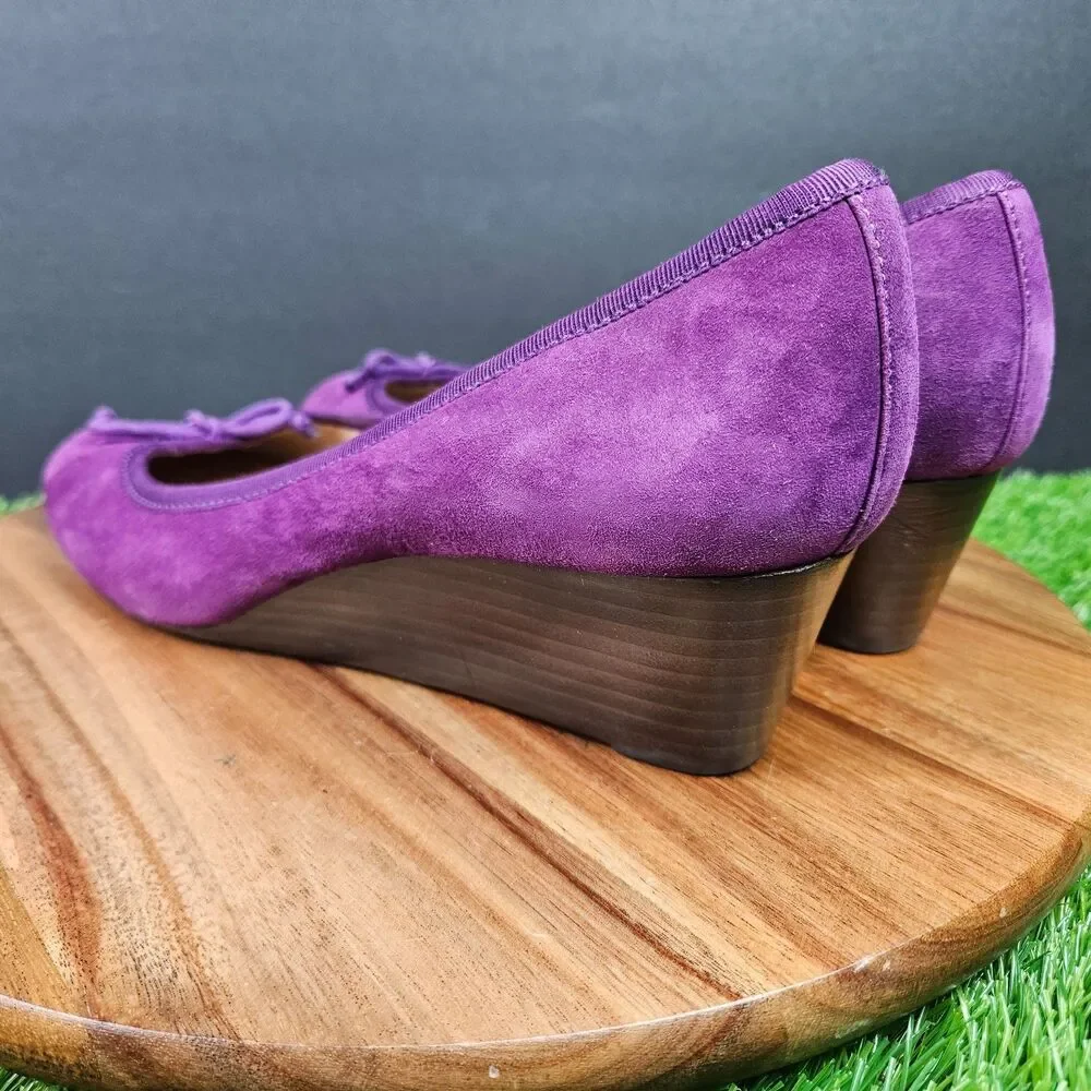 Tory Burch Purple Leather Suede Chelsea Wedge Heels Bow Logo Round Toe 10 M